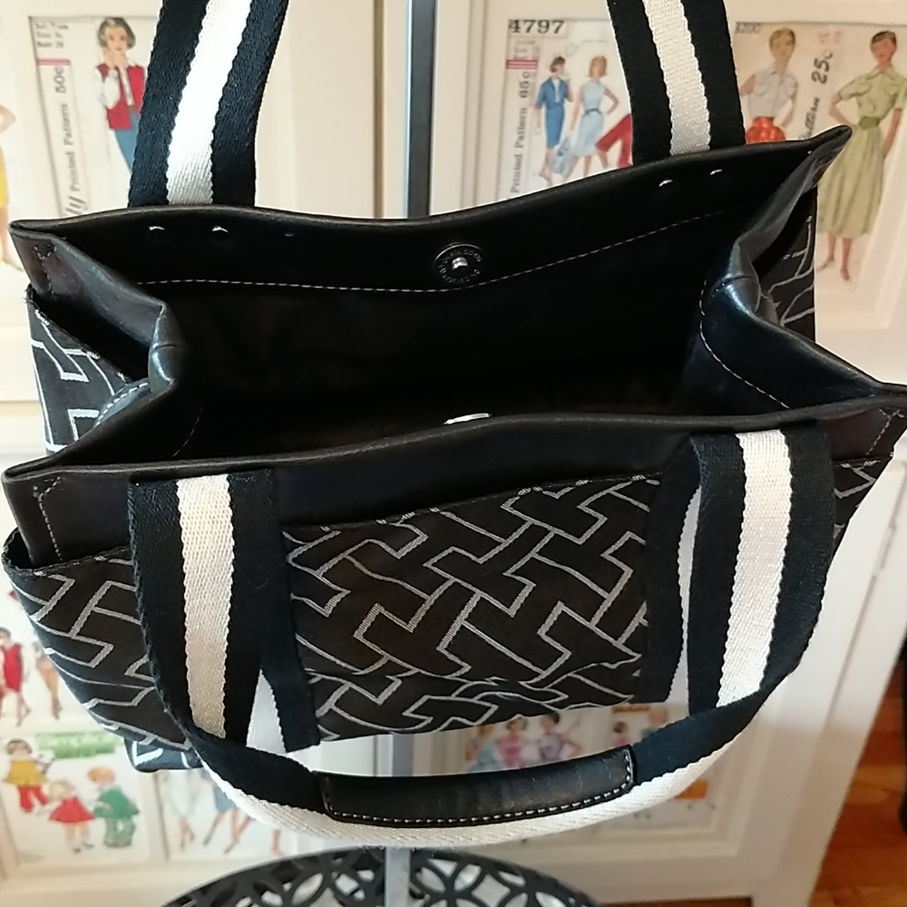 Tommy Hilfiger signature bag - Picture 6 of 8